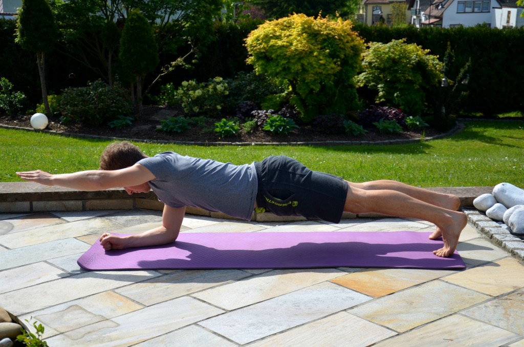 Gainage bras en l'air